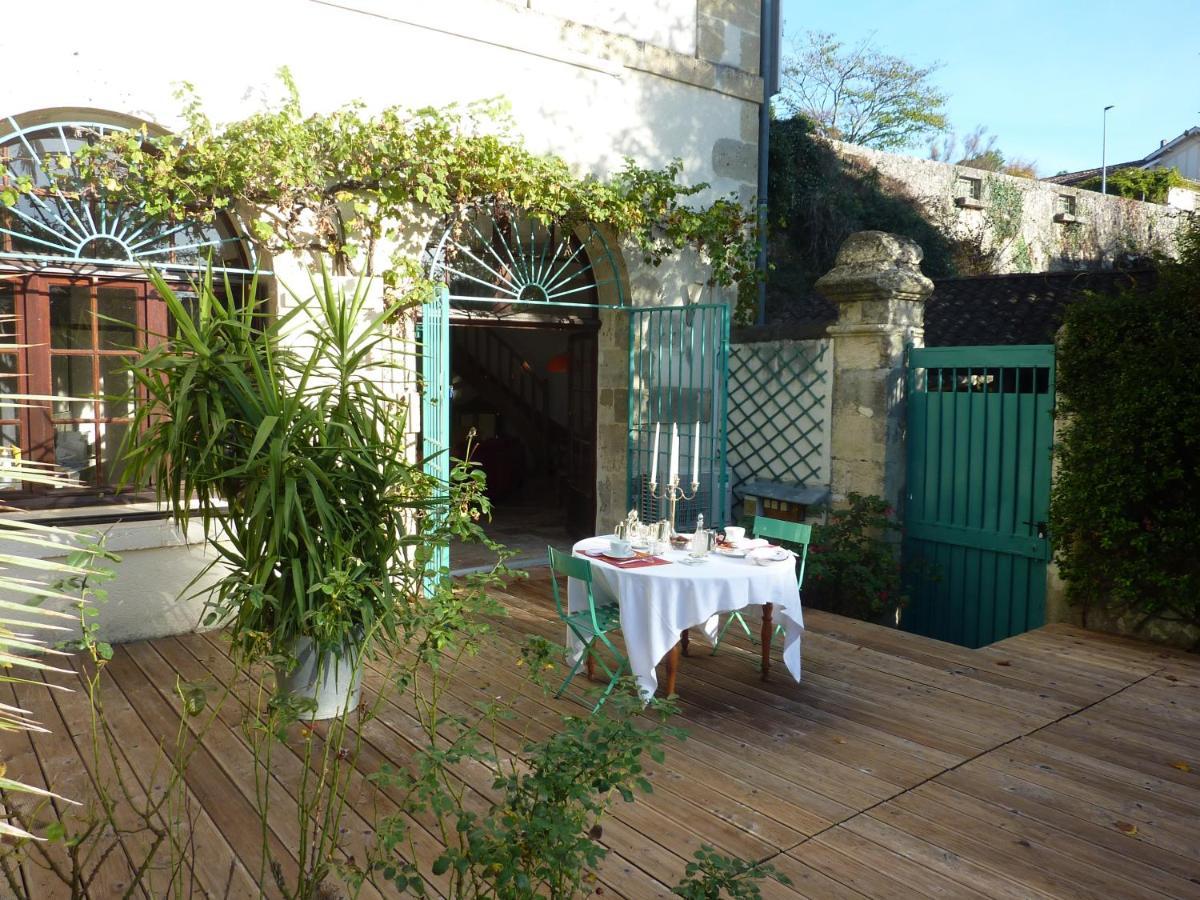 Beaux Chenes Bed & Breakfast Nérac Dış mekan fotoğraf