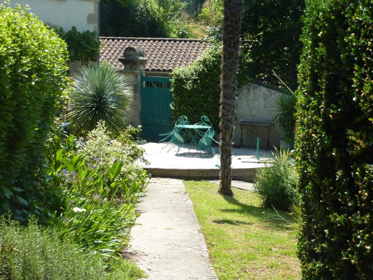 Beaux Chenes Bed & Breakfast Nérac Dış mekan fotoğraf
