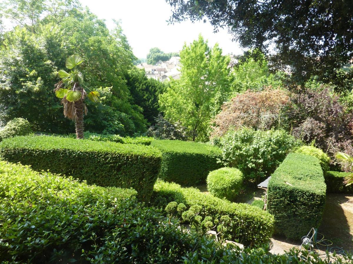 Beaux Chenes Bed & Breakfast Nérac Dış mekan fotoğraf